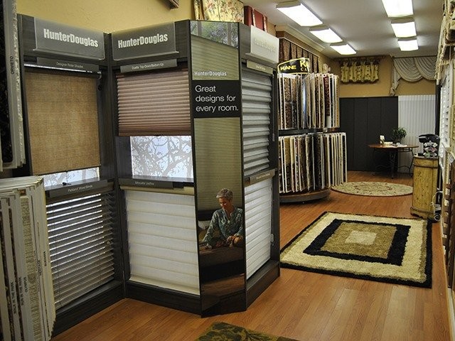 Hunter Douglas Dealer Image